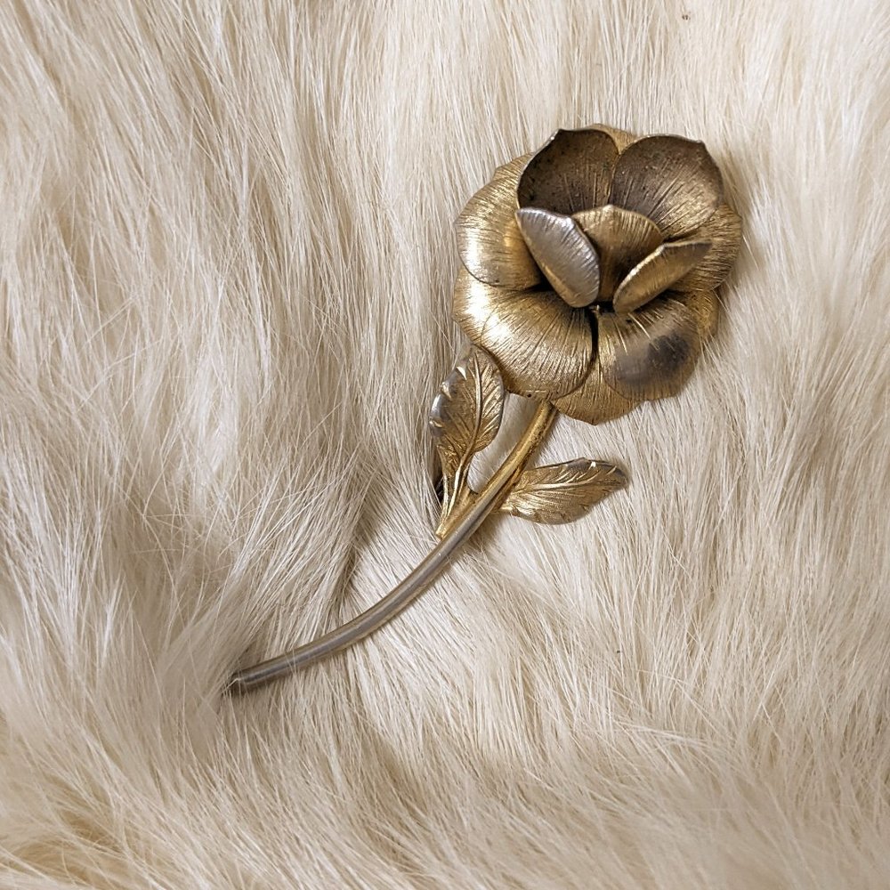 Vintage Gold Rose Brooch